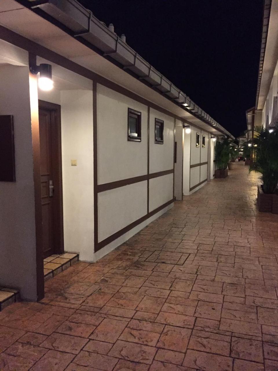 อเล็กซิส ไพรเวท วอเตอร์ ชาเลต์ Villa พอร์ตดิ๊กสัน ภายนอก รูปภาพ
